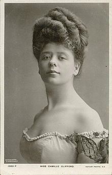 Camille Clifford, a Belgian-born American actress who was the most famous model for the Gibson Girl drawings